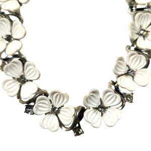 Necklace White Enamel Silver tone floral boho fairy cottagecore womens jewelry